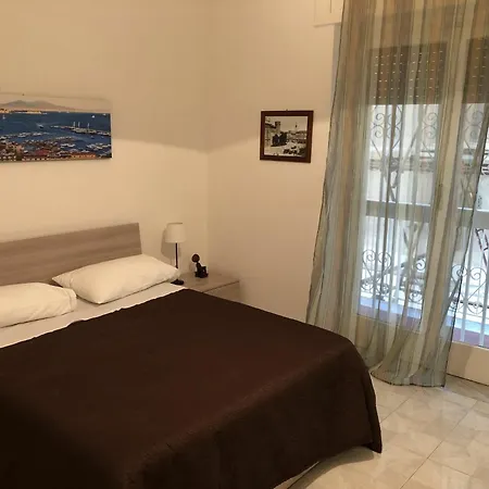 Lägenhet Simo Neapel